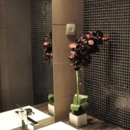 Appartamento élégant 2 Pièces, Rue Du Temple, Calme, 100m Métro République Parigi